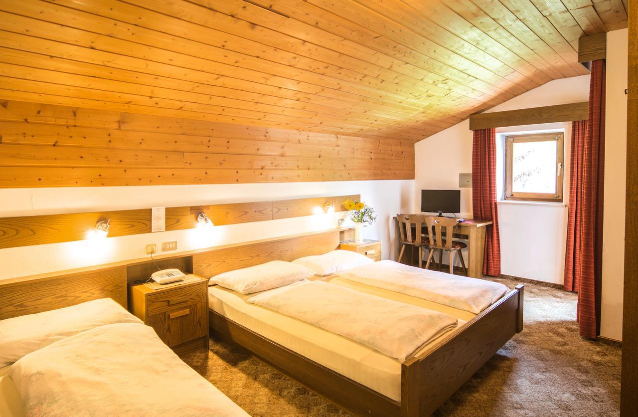 Berghotel Kason Predoi Bagian luar foto